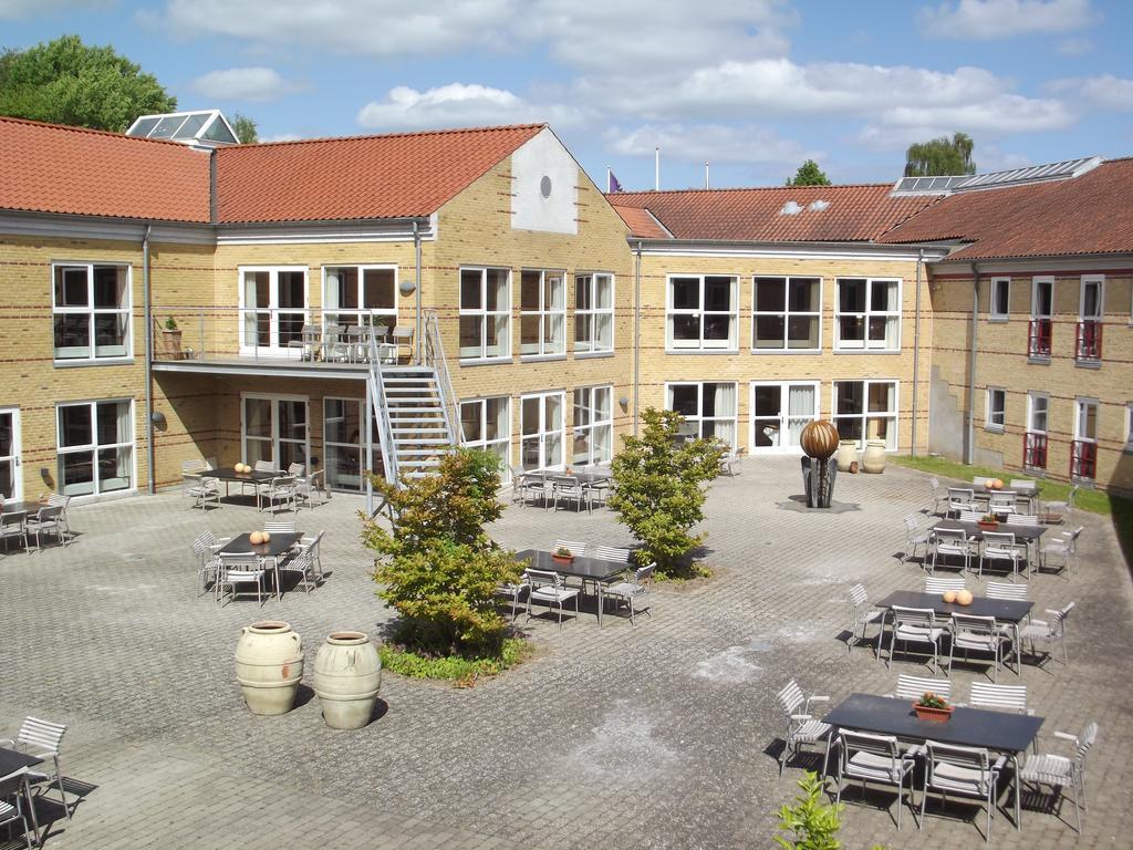 Montra Odder Parkhotel Exterior photo